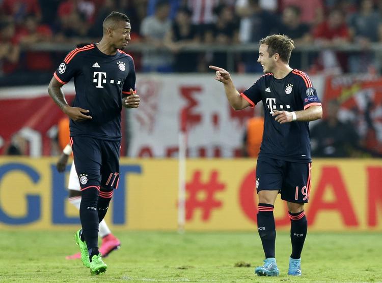 flot. Mario Götze (th.) scorede et af Bayerns mål, og det kunne holdkammeraten Jerome Boateng godt lide. 