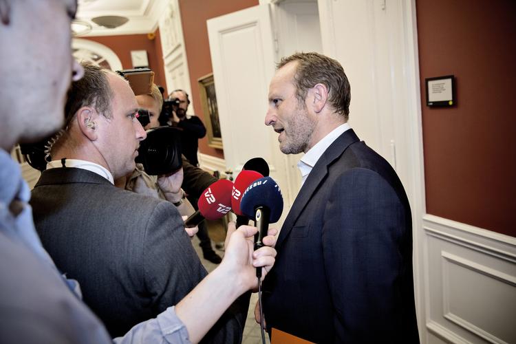 Tvivl. Forsvarsordfører Martin Lidegaard fra radikale var ikke sikker på at kunne støtte Holst som minister, hvis beskyldningerne er rigtige. 
