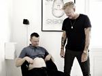 Håndværkere. Frank Hvam og Casper Christensen føler sig ikke som kunsntere. Og de er ikke ret intellektuelle. Hverken som film- og tv-karaktererne Frank og Casper eller privat. 