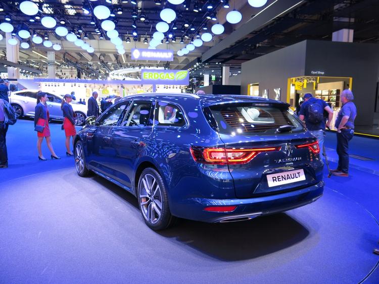 KAMPKLAR. Renault Talisman bliver mødt af hård konkurrence, når den dukker op næste år. 