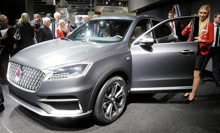 NYFØDT. Borgward genopstår i helt ny skikkelse, kun navnet er bevaret. Det tekniske niveau siges at være helt i top. 