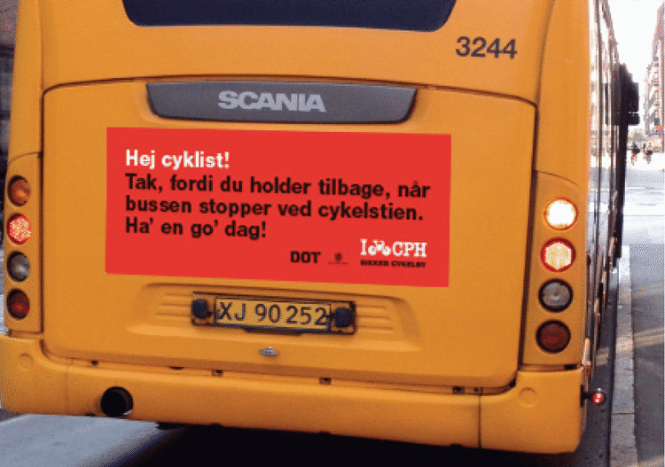 HENSYN. To forskellige sæt regler gælder for cyklister, når bussen sætter passagerer af og på. Blandt andet dem skal kampagnen sætte fokus på. 