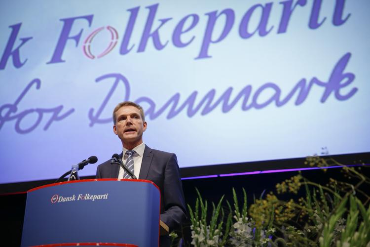 Årsmøde. Tidligere på dagen holdte formand for Dansk Folkeparti en tale til partiets årsmøde i Herning. 