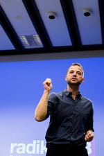 AFSTEMNING. Radikale Venstre vil have en folkeafstemning efter nytår om Danmarks deltagelse i EU's asylpolitik. Radikale Venstre holder landsmøde i Nyborg denne weekend. 