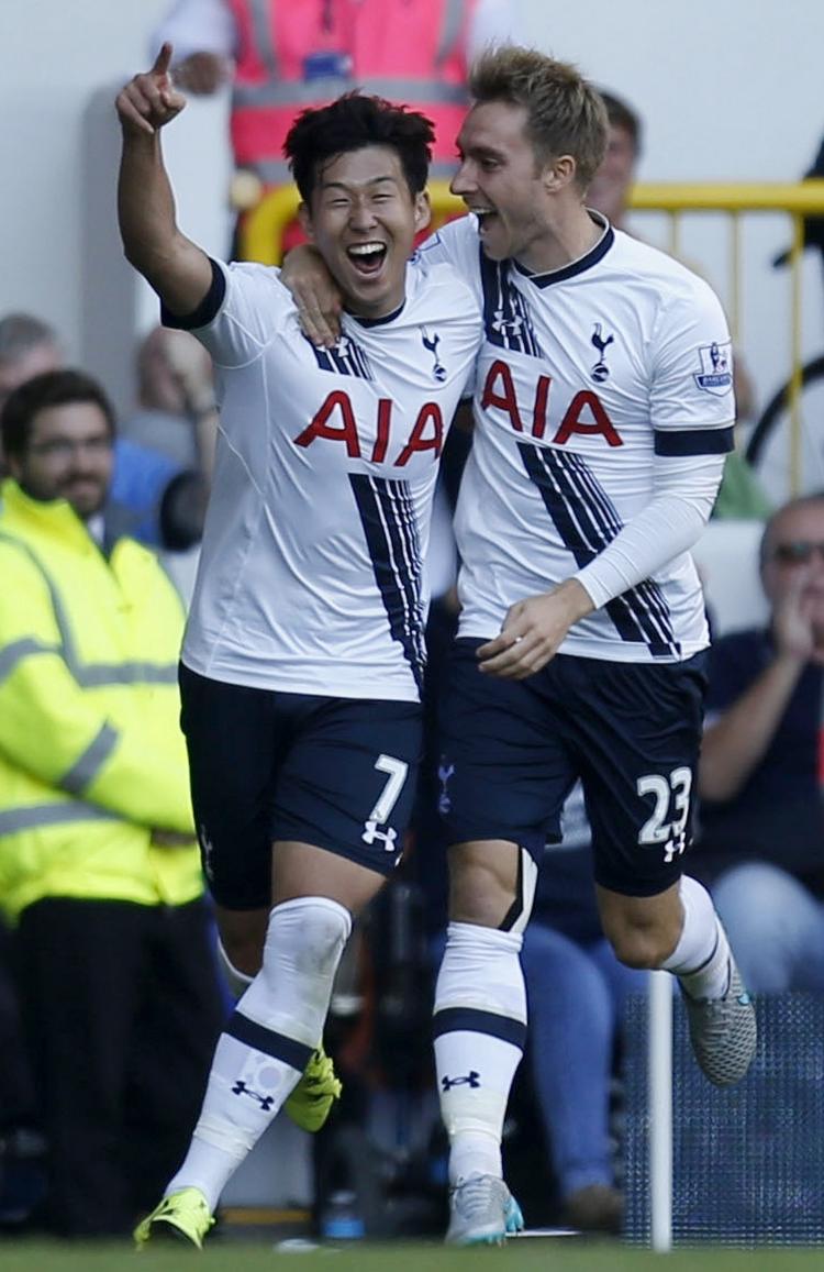 1-0. Heung-Min Son (tv) var kampens profil og scorede det afgørende mål for Tottenham mod Crystal Palace. Christian Eriksen kom på banen og lagde op til målet. 