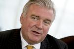 retræte. Lars Seier Christensen trækker sig ved årsskiftet ud af direktionen for Saxo Bank efter at have været direktør i 20 år. 