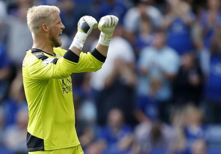 Stime. Kasper Schmeichel og Leicester har momentum. Holdet har ikke tabt i 11 kampe og er den store overraskelse i Premier League, hvor de i weekenden fik vendt 0-2 til 2-2 og point. 