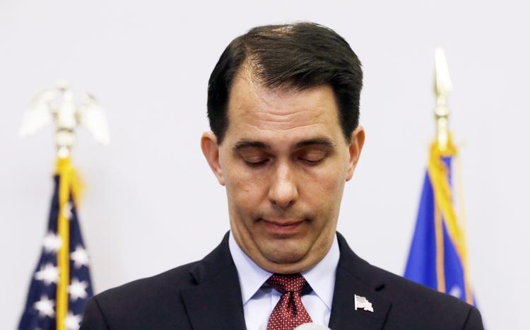 Ude. Humøret var selv sagt i bund, da Scott Walker i nat suspenderede sin valgkamp. 