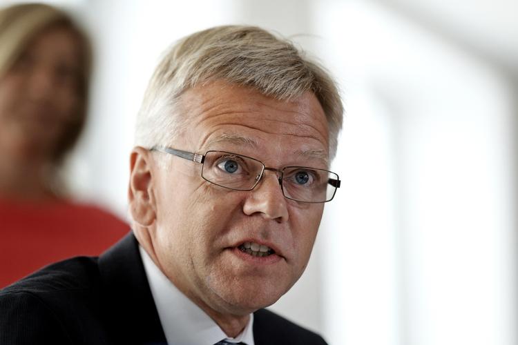 reformbehov. Danmark er på rette vej, men der er behov for reformer, lydet det fra Karsten Dybvad, direktør i Dansk Industri. 