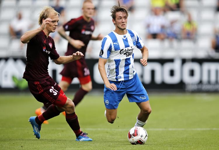 pokal-exit. Rasmus Falk (th) var livlig for OB i pokalkampen mod FC Fredericia, der overraskede med at sende superligaholdet ud. 