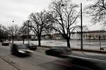 Bilos koster menneskeliv, så EU har sat grænseværdier for, hvor meget biler må ose. Alligevel bliver danske biler ved med at lukke for mange farlige stoffer ud. 