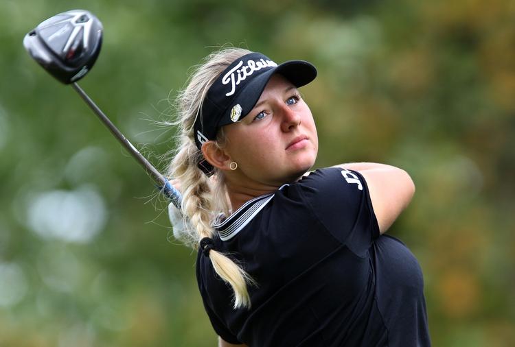 Førerbold. Emily Pedersen er i høj grad med i spillet om sejren i European Open. 