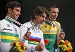 vildskab. Den uforudsigelige slovak, Peter Sagan (midt), vandt guldet ved VM, mens  Michael Matthew (tv) sikrede sig sølvet og Ramunas Navardauskas (th) kom på tredjepladsen. 
