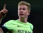 Vandrefugl. Kevin De Bruyne er en af Manchester Citys mange dyre spillere. Han har en fortid i engelske Chelsea og har senest spillet for Wolfsburg, som i aften møder Manchester United i Champions League. 