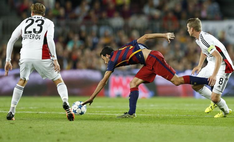snublende. Barcelona var heldig med at vinde på hjemmebane mod et angrebsivrigt mandskab fra Bayer Leverkusen. 