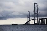 Storebæltsbroen. Slagelse Kommune mistede mange jobs, da Storebæltsbroen lukkede færgeoverfarten. Nu får kommunen 311 nye statsjobs. 