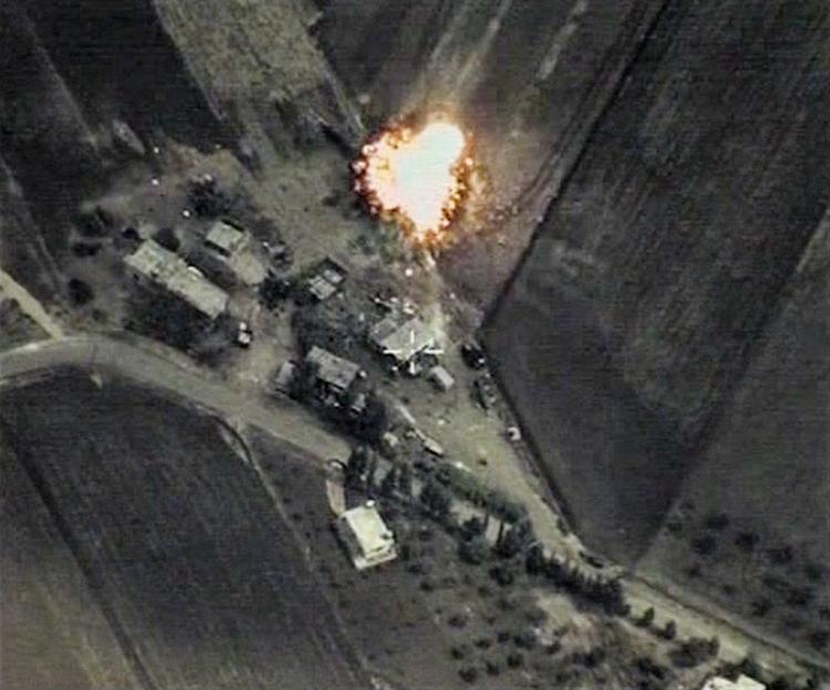 Internationalt. Russiske bombeangreb har ramt flere områder i det vestige Syrien i dag. Foto: AP 