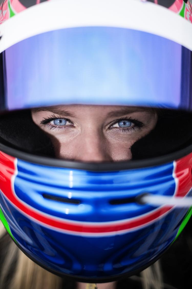 Motorsport.  Danske racerkører Christina Nielsen. 