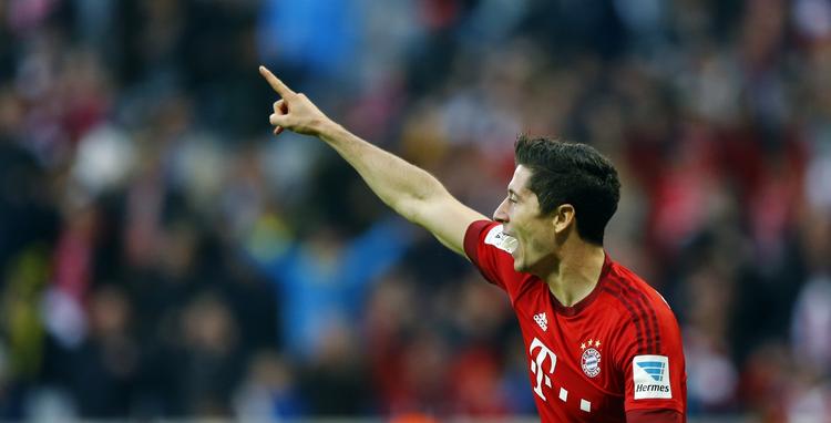 TOPSCORER. 12 mål i de seneste fire kampe er Robert Lewandowski oppe på efter topkampen mod Dortmund. 