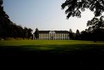 Statsjobs. I løbet af 2017 ventes 370 ansatte i NaturErhvervsstyrelsen at få hovedsæde på Augustenborg Slot. De mange statsjobs flyttes fra København til Sønderborg, der har lidt af nedgang i arbejdspladser i årevis. 