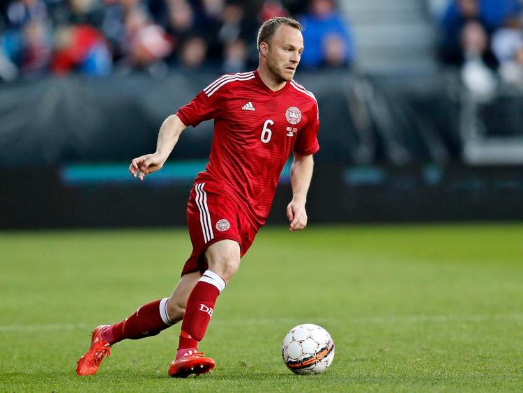 Veteran. Lars Jacobsen kan få en hovedrolle mod Portugal, hvor han skal forsøge at stække Cristiano Ronaldo. 