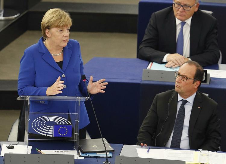MAKKERPAR. Tysklands forbundskansler og Frankrigs præsident advarer imod nationalisme og lukkethed i en fælles tale til Europaparlamentet. 
