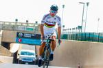 PREMIERE. Verdensmesteren Peter Sagan under træningen i Abu Dhabi, hvor han i morgen for første gang stiller til start i VM-trikoten. 