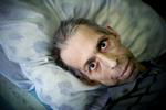 Norilsk i Sibirien  er Ruslands mest forurenede by. Den forventede levealder ligger ti år under landsgennemsnittet, der med sine 60 år i forvejen er lavt. Alexander på 42 år boede hele sit liv i Norilsk. Han havde kræft og døde dagen efter, at dette billede blev taget. 
