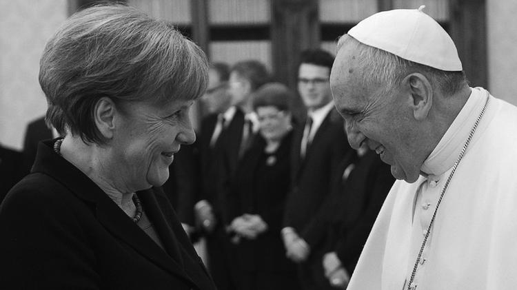 Favoritter. Angela Merkel og Pave Frans er blandt favoritterne til årets nobelpris. 