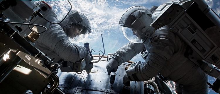 Vægtløshed. George Clooney og Sandra Bullock var alene i rummet i filmen 'Gravity', som også er at finde på listen. 