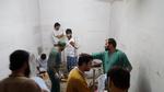Afghanistan. Læger Uden Grænsers medarbejdere måtte arbejde i tilstødende kontorlokaler kort efter, at hospitalet i Kunduz var blevet ramt. 