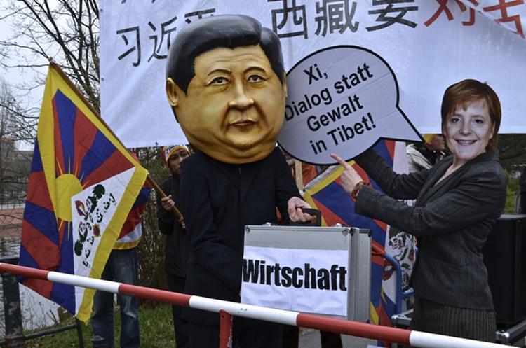 Ytringsfrihed. Demonstration med  denn kinesiske præsident Xi Jinpings besøg i Berling i marts 2014. 