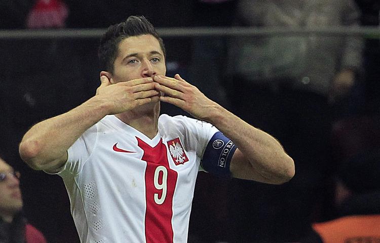 EM-KLAR. Med Robert Lewandowski som topscorer med 13 af 33 mål er Polen klar til EM-slutrunden. 