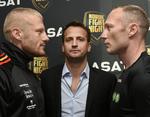 ringbrag. Patrick Nielsen (tv) og Rudy Markussen (th) ser hinanden an på et pressemøde for en måned siden. Nu er der kommet en kamp i stand mellem de to danskere. 
