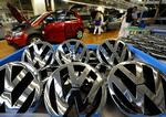 Volkswagen har nu fået besked på at tilbagekalde yderligere 2,4 millioner biler, af de tyske myndigheder. 