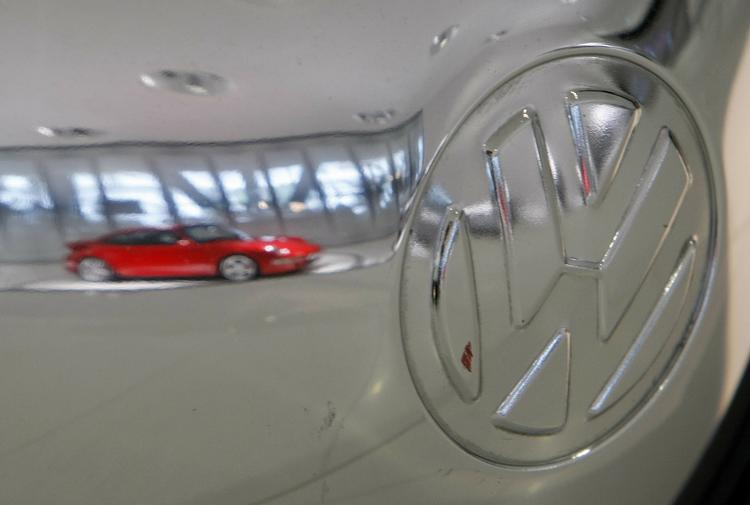 KURSSKIFTE. Efter dieselskandalen vil VW nu i stigende grad satse på elbiler. Der er dog ikke nævnt nogen tidsramme. 