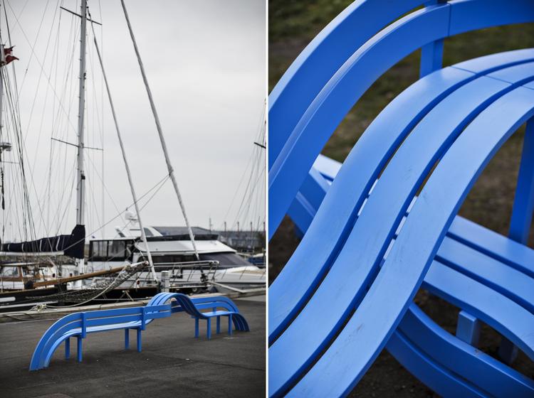 Kunstbænk. »Jeg bruger bænken som et værktøj til dialog. Det er også derfor, bænkene snor sig på kryds og tværs«, siger Jeppe Hein, der står bag værket. 