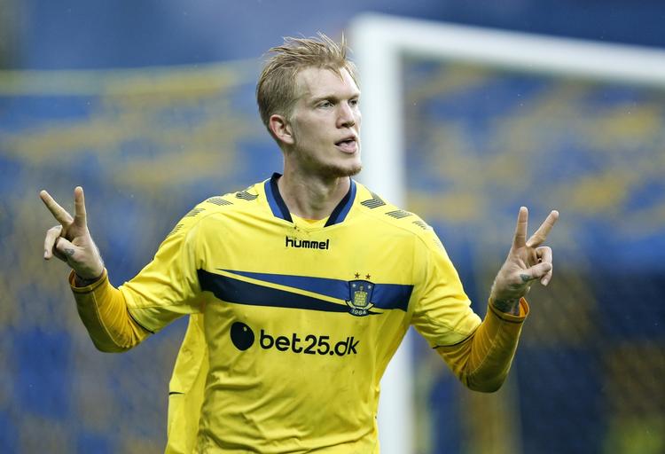 Salg. Brøndby solgte for mere end et år siden Simon Makienok til italienske Palermo. Nu har de endeligt fået de sidste transferpenge. 