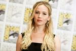 Ligeløn. Jennifer Lawrence skriver åbent og ærligt i feministisk nyhedsbrev om ligeløn i Hollywood. 