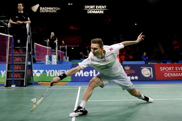 trusler. Den unge danske badmintonstjerne Viktor Axelsen har været ude for uhyggelige trusler, som måske er sket i forbindelse med forsøg på matchfixing. 