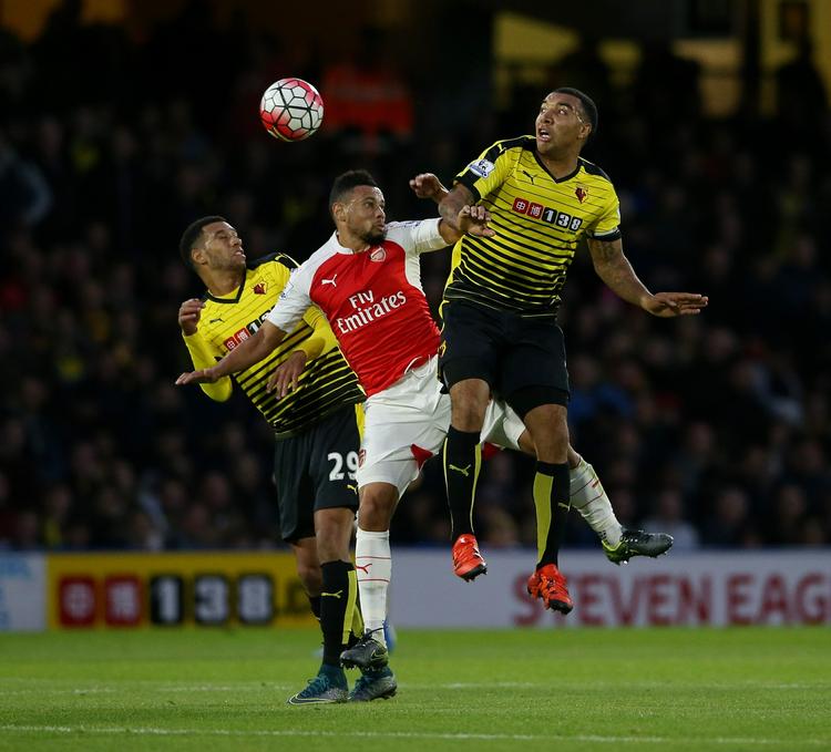 0-3. Watfords Troy Deeney (th) var en konstant kilde til uro for Arsenals defensiv. Og på et vaklende Arsenal-hold, der var længe om at komme i gear, var Francis Coquelin (midt) blandt de bedste. 
