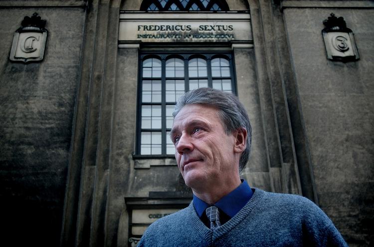 Tilvalg. Det strider med klarhedkriteriet, når regeringen vil overlade kompetencer til EU, men i bemærkninger tager forbehold på asyl- og indvandringsområderne, siger juraprofessor og ekspert i EU-ret Peter Pagh. Arkivfoto: Finn Frandsen 