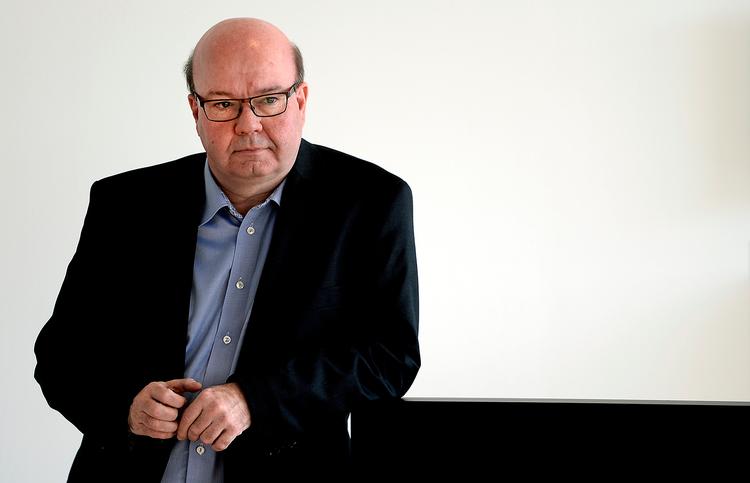 MORAL. Fodboldens ledere er nødt til at tage et ansvar for, at sportens ry ikke lider overlast, mener DBU-formand Jesper Møller. 