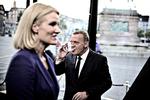 Reform. Lars Løkke Rasmussen (V) og Helle Thorning-Schmidt (S) før en tv-duel i valgkampen, hvor de aftalte ikke at skære på dagpengene. 