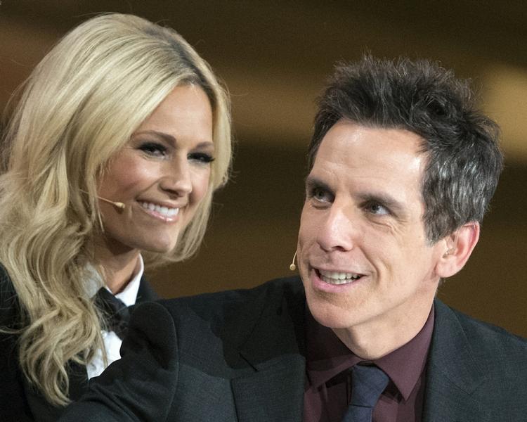 Slut. Det populære tyske tv-show 'Wetten dass...?' stoppede i december sidste år efter 33 år på skærmen. Ved den lejlighed gjorde Hollywood-skuespilleren Ben Stiller schlagerdronning Helene Fischer selskab. 