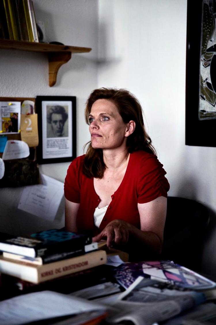 Oprørt. Sørine Gotfredsen leder efter spor og gerninger, der kan frelse hende fra fornemmelsen af tomhed. 