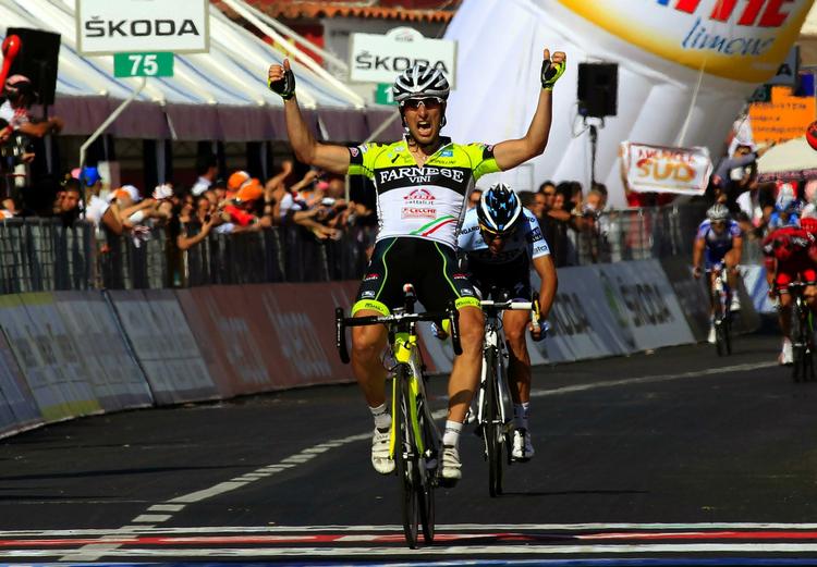 2011. Da Oscar Gatto vandt 8. etape i Giro d'Italia i 2011 var det foran sin kommende holdkammerat, Alberto Contador. 