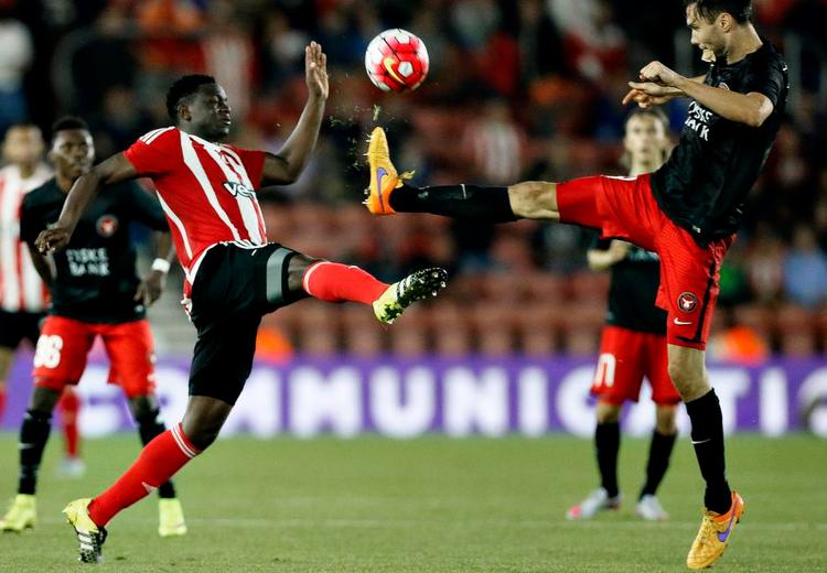 FODBOLDBALLET. FC Midtjyllandimponerede ved at sende Southamptonud af Europa League, men i aften venter en endnu sværere udfordring. 