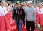 HUrtige. Perez (tv) har et sæde i formel 1, mens Magnussen er kørt ud på et sidespor. 