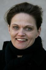 Kritik. »Revolutionsromantik, trusler og sværmeri for udenomsparlamentariske voldsmetoder kan og skal ikke accepteres, under nogen form« siger dagens signatur i kritikken af Sørine Gotfredsens terrorkronik. 